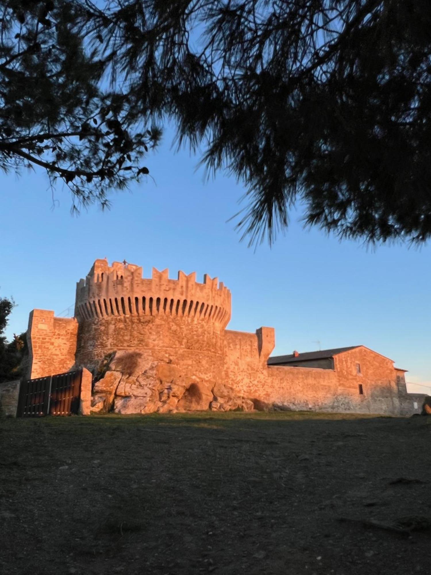 Poggio Ferrone Guest House Suvereto Exterior photo
